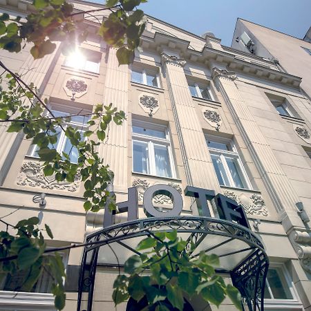 Public House Hotel Beograd Bagian luar foto